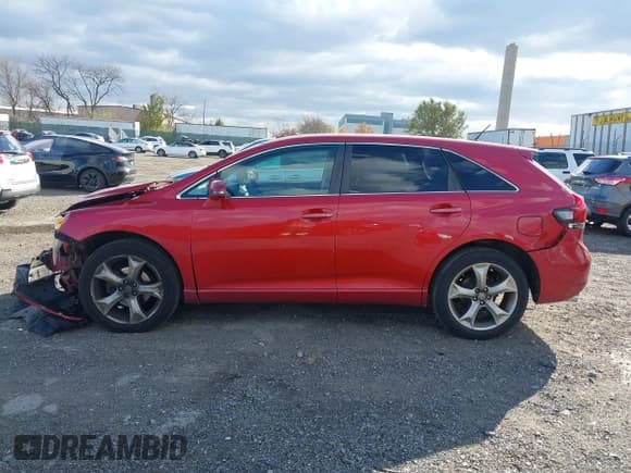 ✅ 2013 Toyota Venza Limited • VIN: 4T3ZK3BB6DU062151 • Лот: 43680944. Опубликован ранее на IAAI с пробегом 165 615 миль. Бесплатный доступ к архиву аукционных продаж из США и подробный отчёт об истории автомобиля на DreamBid. Изображение 14.