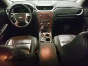 ✅ 2014 Chevrolet Traverse LT • VIN: 1GNKRHKD0EJ278404 • Lot: 85094224. Wystawiony na Copart z przebiegiem 151 733 mil. Bezpłatny archiwum sprzedaży aukcyjnych z USA i szczegółowy raport historii pojazdu na DreamBid. Zdjęcie 8.