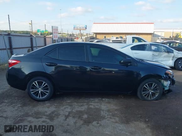 ✅ 2018 Toyota Corolla LE • VIN: 2T1BURHE4JC003606 • Lot: 43213655. Listed on IAAI with 120,560 mi. Free auction sales archive from the USA and detailed vehicle history report at DreamBid. Image 14.