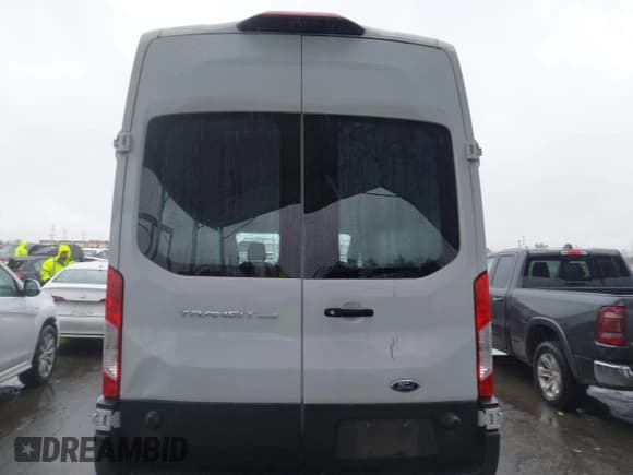 ✅ 2020 Ford Transit Cargo • VIN: 1FTBR1X82LKB60762 • Lot: 41572948. Listed on IAAI with 112,050 mi. Free auction sales archive from the USA and detailed vehicle history report at DreamBid. Image 16.