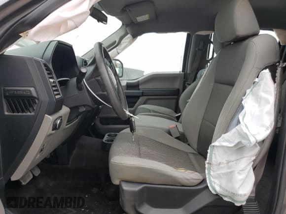 ✅ 2016 Ford F-150 XL • VIN: 1FTEW1CP0GKF85048 • Лот: 58833625. Опубликован ранее на Copart с пробегом 129 257 миль. Бесплатный доступ к архиву аукционных продаж из США и подробный отчёт об истории автомобиля на DreamBid. Изображение 7.