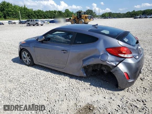 ✅ 2016 Hyundai Veloster • VIN: KMHTC6AD8GU284713 • Lot: 66908155. Wystawiony na Copart z przebiegiem 128 175 mil. Bezpłatny archiwum sprzedaży aukcyjnych z USA i szczegółowy raport historii pojazdu na DreamBid. Zdjęcie 3.