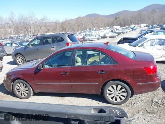 ✅ 2010 Hyundai Sonata Limited • VIN: 5NPEU4AC5AH626092 • Лот: 41420517. Опубликован ранее на IAAI с пробегом 144 183 миль. Бесплатный доступ к архиву аукционных продаж из США и подробный отчёт об истории автомобиля на DreamBid. Изображение 15.