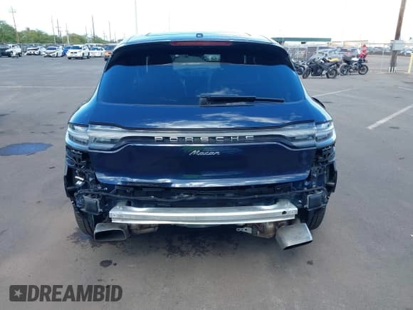 ✅ 2021 Porsche Macan • VIN: WP1AA2A54MLB16408 • Lot: 42575584. Wystawiony na IAAI z przebiegiem 34 403 mil. Bezpłatny archiwum sprzedaży aukcyjnych z USA i szczegółowy raport historii pojazdu na DreamBid. Zdjęcie 17.