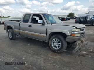 2001 Chevrolet Silverado 1500 LS z VIN 1GCEK19T41Z189543, wystawiony jako Copart lot #62922784 z przebiegiem 157 821 mil mil oraz Szkoda całkowita • Salvage title. Historia ofert i sprzedaży dostępna na DreamBid. Obrazek 4.