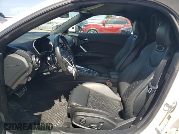 ✅ 2017 Audi TT Roadster • VIN: TRUT5CFV0H1006606 • Lot: 63815674. Listed on Copart with 20,485 mi. Free auction sales archive from the USA and detailed vehicle history report at DreamBid. Image 7.