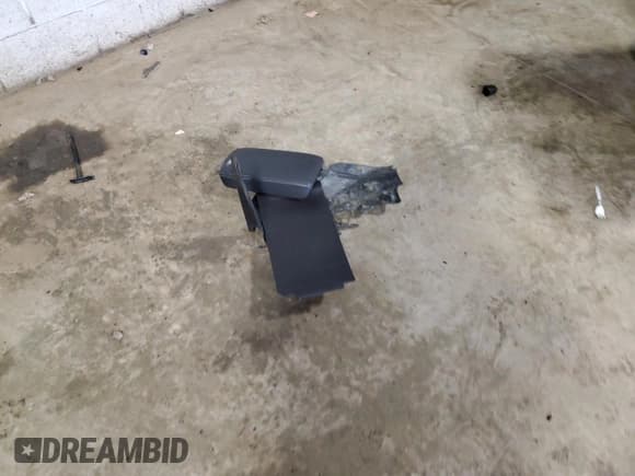 ✅ 2013 Acura TSX Technology • VIN: JH4CU2F64DC004287 • Lot: 51210505. Listed on Copart with 142,626 mi. Free auction sales archive from the USA and detailed vehicle history report at DreamBid. Image 12.