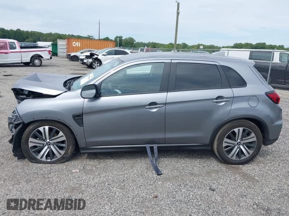 ✅ 2024 Mitsubishi Outlander S • VIN: JA4ARUAU3RU007396 • Лот: 43099360. Опубликован ранее на IAAI с пробегом 34 911 миль. Бесплатный доступ к архиву аукционных продаж из США и подробный отчёт об истории автомобиля на DreamBid. Изображение 15.