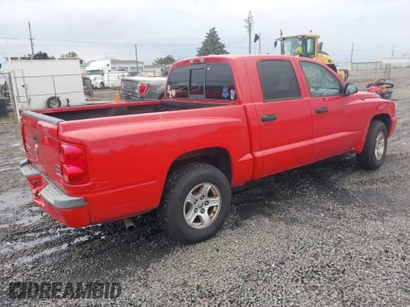 ✅ 2007 Dodge Dakota SLT • VIN: 1D7HE48N57S176106 • Лот: 43631993. Опубликован ранее на IAAI с пробегом 219 760 миль. Бесплатный доступ к архиву аукционных продаж из США и подробный отчёт об истории автомобиля на DreamBid. Изображение 4.