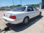 ✅ 1993 Acura Legend L • VIN: JH4KA7668PC025178 • Lot: 41990390. Wystawiony na IAAI z przebiegiem 187 755 mil. Bezpłatny archiwum sprzedaży aukcyjnych z USA i szczegółowy raport historii pojazdu na DreamBid. Zdjęcie 4.
