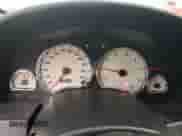 2005 Saturn VUE z VIN 5GZCZ53495S814043, wystawiony jako Copart lot #50958264 z przebiegiem 183 442 mil mil oraz Nie do naprawy • Non repairable. Historia ofert i sprzedaży dostępna na DreamBid. Obrazek 9.