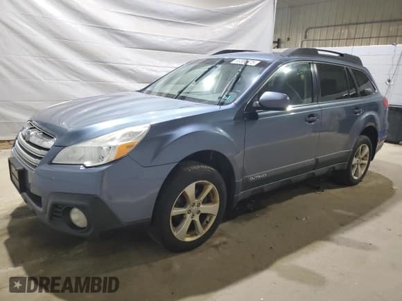 ✅ 2013 Subaru Outback Premium • VIN: 4S4BRBCC3D3318971 • Lot: 93380875. Listed on Copart with 194,349 mi. Free auction sales archive from the USA and detailed vehicle history report at DreamBid. Image 1.