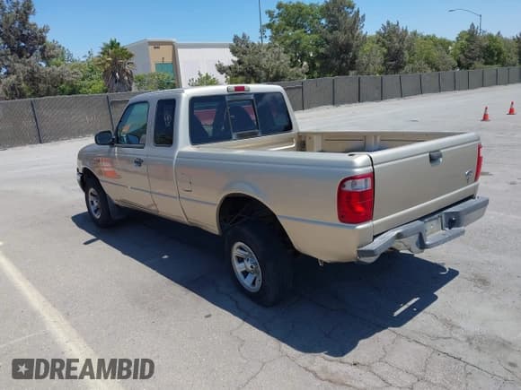✅ 2002 Ford Ranger XL • VIN: 1FTYR14VX2PB65861 • Lot: 42792512. Listed on IAAI with 155,161 mi. Free auction sales archive from the USA and detailed vehicle history report at DreamBid. Image 3.