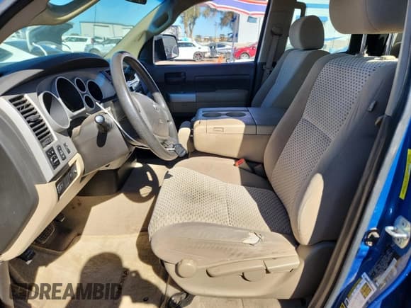 ✅ 2009 Toyota Tundra SR5 • VIN: 5TFRU54169X020060 • Лот: 86780245. Опубликован ранее на Copart с пробегом 195 163 миль. Бесплатный доступ к архиву аукционных продаж из США и подробный отчёт об истории автомобиля на DreamBid. Изображение 7.