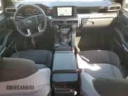 ✅ 2025 Toyota 4Runner SR5 • VIN: JTEVA5BR5S5004784 • Lot: 70095385. Listed on Copart with 4,114 mi. Free auction sales archive from the USA and detailed vehicle history report at DreamBid. Image 8.