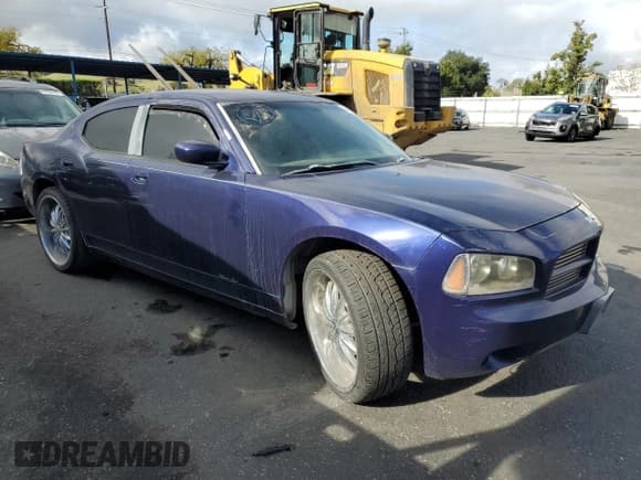 ✅ 2007 Dodge Charger • VIN: 2B3KA43G57H607878 • Лот: 92652185. Опубликован ранее на Copart с пробегом 224 859 миль. Бесплатный доступ к архиву аукционных продаж из США и подробный отчёт об истории автомобиля на DreamBid. Изображение 4.