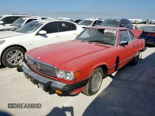 ✅ 1987 Mercedes-Benz 560 SL • VIN: WDBBA48D8HA071312 • Lot: 75493394. Wystawiony na Copart z przebiegiem Nie podano. Bezpłatny archiwum sprzedaży aukcyjnych z USA i szczegółowy raport historii pojazdu na DreamBid. Zdjęcie 1.