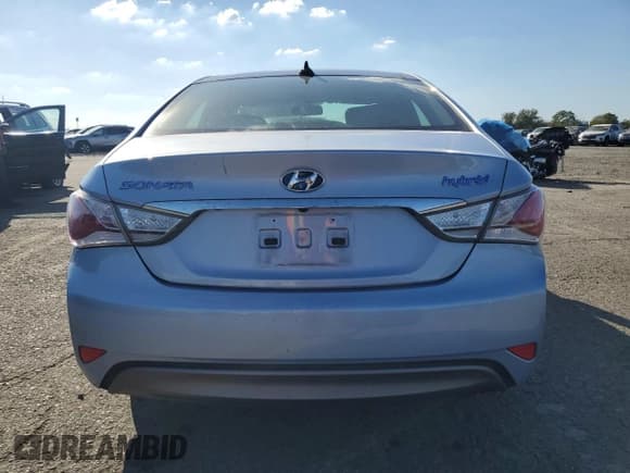 ✅ 2012 Hyundai Sonata Hybrid • VIN: KMHEC4A4XCA044653 • Lot: 82252305. Listed on Copart with 55,794 mi. Free auction sales archive from the USA and detailed vehicle history report at DreamBid. Image 6.