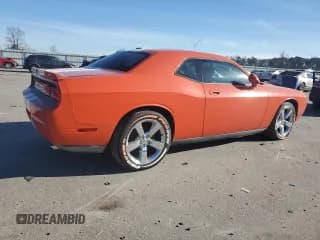 ✅ 2009 Dodge Challenger R/T • VIN: 2B3LJ54T59H511449 • Lot: 88753985. Wystawiony na Copart z przebiegiem 100 297 mil. Bezpłatny archiwum sprzedaży aukcyjnych z USA i szczegółowy raport historii pojazdu na DreamBid. Zdjęcie 3.
