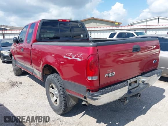 ✅ 2004 Ford F-150 XL • VIN: 2FTRX18W84CA30136 • Lot: 42692608. Listed on IAAI with 204,286 mi. Free auction sales archive from the USA and detailed vehicle history report at DreamBid. Image 3.