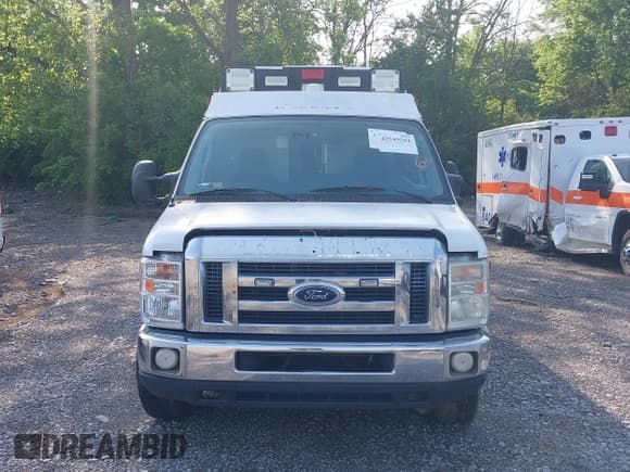 ✅ 2012 Ford E-Series Commercial • VIN: 1FDSS3ESXCDA58950 • Лот: 41549561. Опубликован ранее на IAAI с пробегом 471 886 миль. Бесплатный доступ к архиву аукционных продаж из США и подробный отчёт об истории автомобиля на DreamBid. Изображение 6.