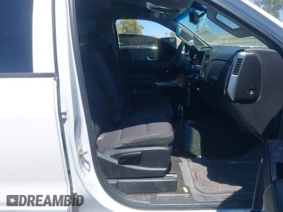 ✅ 2015 Chevrolet Silverado 2500HD LT • VIN: 1GC2CVE87FZ500852 • Lot: 43023197. Listed on IAAI with 214,790 mi. Free auction sales archive from the USA and detailed vehicle history report at DreamBid. Image 5.