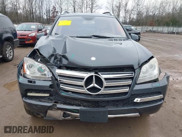 ✅ 2012 Mercedes-Benz GL 550 • VIN: 4JGBF8GE0CA773312 • Lot: 41399833. Wystawiony na IAAI z przebiegiem 180 702 mil. Bezpłatny archiwum sprzedaży aukcyjnych z USA i szczegółowy raport historii pojazdu na DreamBid. Zdjęcie 6.