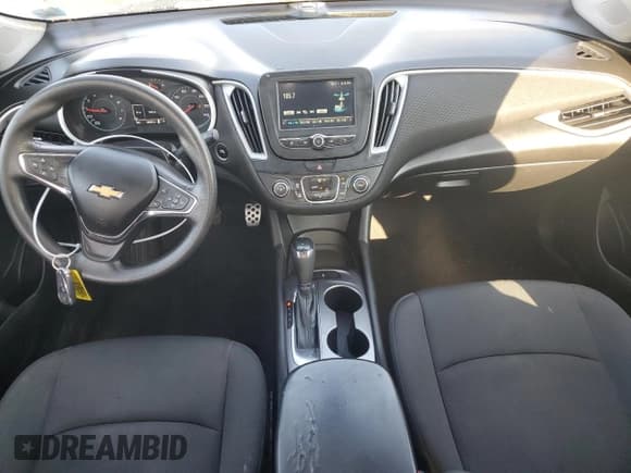 ✅ 2016 Chevrolet Malibu LS • VIN: 1G1ZB5ST4GF336241 • Lot: 91856825. Wystawiony na Copart z przebiegiem 139 182 mil. Bezpłatny archiwum sprzedaży aukcyjnych z USA i szczegółowy raport historii pojazdu na DreamBid. Zdjęcie 8.