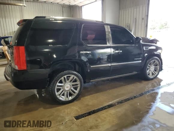 ✅ 2013 Cadillac Escalade Platinum Edition • VIN: 1GYS4DEF6DR321960 • Лот: 53864505. Опубликован ранее на Copart с пробегом 80 816 миль. Бесплатный доступ к архиву аукционных продаж из США и подробный отчёт об истории автомобиля на DreamBid. Изображение 3.