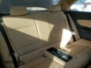 ✅ 2013 BMW 1 Series 128i • VIN: WBAUP7C51DVP24816 • Lot: 76471594. Wystawiony na Copart z przebiegiem Nie podano. Bezpłatny archiwum sprzedaży aukcyjnych z USA i szczegółowy raport historii pojazdu na DreamBid. Zdjęcie 10.