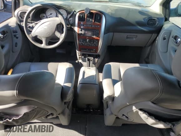 ✅ 2005 Chrysler Town & Country Limited • VIN: 2C8GP64L85R472511 • Lot: 80950385. Wystawiony na Copart z przebiegiem 99 240 mil. Bezpłatny archiwum sprzedaży aukcyjnych z USA i szczegółowy raport historii pojazdu na DreamBid. Zdjęcie 8.