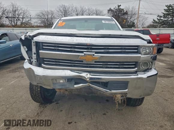 ✅ 2017 Chevrolet Silverado 2500HD Work Truck • VIN: 1GC2KUEG0HZ317302 • Лот: 94100025. Опубликован ранее на Copart с пробегом 186 295 миль. Бесплатный доступ к архиву аукционных продаж из США и подробный отчёт об истории автомобиля на DreamBid. Изображение 5.