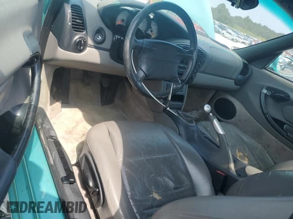 ✅ 1999 Porsche Boxster • VIN: WP0CA2985XU628878 • Lot: 81191605. Listed on Copart with 111,755 mi. Free auction sales archive from the USA and detailed vehicle history report at DreamBid. Image 8.