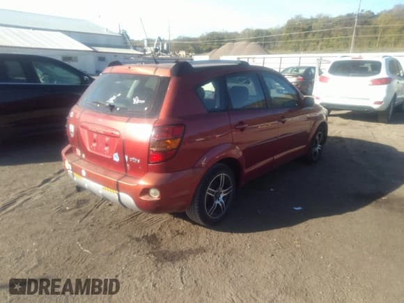 ✅ 2005 Pontiac Vibe • VIN: 5Y2SL63815Z458380 • Lot: 43525716. Wystawiony na IAAI z przebiegiem 103 118 mil. Bezpłatny archiwum sprzedaży aukcyjnych z USA i szczegółowy raport historii pojazdu na DreamBid. Zdjęcie 4.