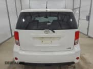 ✅ 2014 Scion xB • VIN: JTLZE4FE1EJ050222 • Лот: 93636345. Опубликован ранее на Copart с пробегом 306 351 миль. Бесплатный доступ к архиву аукционных продаж из США и подробный отчёт об истории автомобиля на DreamBid. Изображение 6.