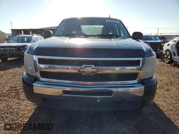 ✅ 2009 Chevrolet Silverado 1500 Work Truck • VIN: 1GCEC19X39Z166055 • Lot: 69466085. Wystawiony na Copart z przebiegiem 163 235 mil. Bezpłatny archiwum sprzedaży aukcyjnych z USA i szczegółowy raport historii pojazdu na DreamBid. Zdjęcie 5.