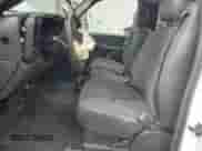 2004 Chevrolet Silverado 1500 LS z VIN 1GCEC14V84Z108022, wystawiony jako Copart lot #73192974 z przebiegiem 161 919 mil mil oraz Szkoda całkowita • Salvage title. Historia ofert i sprzedaży dostępna na DreamBid. Obrazek 7.