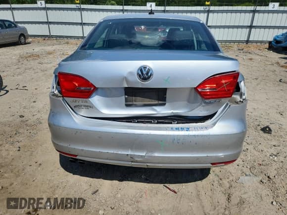 ✅ 2013 Volkswagen Jetta SE • VIN: 3VWDP7AJ1DM448244 • Lot: 61834375. Listed on Copart with 100,374 mi. Free auction sales archive from the USA and detailed vehicle history report at DreamBid. Image 6.