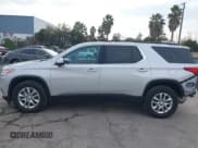 ✅ 2021 Chevrolet Traverse LT Cloth • VIN: 1GNEVMKW3MJ221129 • Lot: 41149105. Wystawiony na IAAI z przebiegiem 35 104 mil. Bezpłatny archiwum sprzedaży aukcyjnych z USA i szczegółowy raport historii pojazdu na DreamBid. Zdjęcie 15.