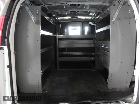 ✅ 2023 GMC Savana Cargo • VIN: 1GTW7AFP5P1188115 • Лот: 71754575. Опубликован ранее на Copart с пробегом 50 040 миль. Бесплатный доступ к архиву аукционных продаж из США и подробный отчёт об истории автомобиля на DreamBid. Изображение 6.