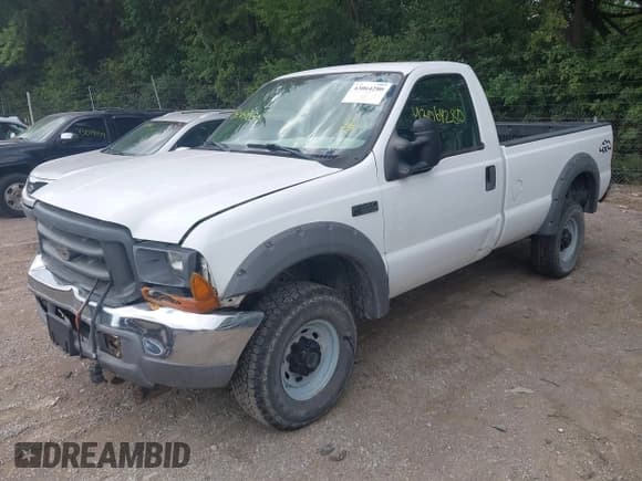 ✅ 2004 Ford F-350 XL • VIN: 1FTSF31S54EB87432 • Lot: 43064280. Wystawiony na IAAI z przebiegiem 132 799 mil. Bezpłatny archiwum sprzedaży aukcyjnych z USA i szczegółowy raport historii pojazdu na DreamBid. Zdjęcie 2.