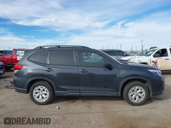 ✅ 2019 Subaru Forester • VIN: JF2SKACC5KH456015 • Lot: 43730768. Listed on IAAI with 75,885 mi. Free auction sales archive from the USA and detailed vehicle history report at DreamBid. Image 13.