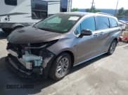 ✅ 2022 Toyota Sienna LE • VIN: 5TDKRKECXNS109602 • Лот: 42644253. Опубликован ранее на IAAI с пробегом 47 754 миль. Бесплатный доступ к архиву аукционных продаж из США и подробный отчёт об истории автомобиля на DreamBid. Изображение 2.