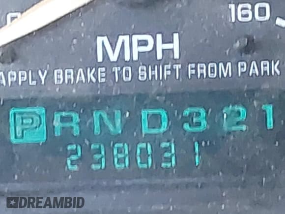 ✅ 2002 Chevrolet Silverado 2500HD LS • VIN: 1GCHK23UX2F125028 • Лот: 41331035. Опубликован ранее на IAAI с пробегом 238 031 миль. Бесплатный доступ к архиву аукционных продаж из США и подробный отчёт об истории автомобиля на DreamBid. Изображение 15.