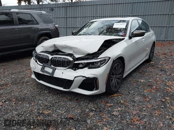 ✅ 2020 BMW 3 Series M340i xDrive • VIN: WBA5U9C01LFH09483 • Lot: 43579055. Wystawiony na IAAI z przebiegiem 26 564 mil. Bezpłatny archiwum sprzedaży aukcyjnych z USA i szczegółowy raport historii pojazdu na DreamBid. Zdjęcie 2.