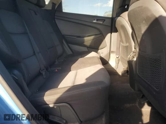 ✅ 2018 Hyundai Tucson Sport • VIN: KM8J3CALXJU714651 • Lot: 85382125. Listed on Copart with 123,786 mi. Free auction sales archive from the USA and detailed vehicle history report at DreamBid. Image 11.