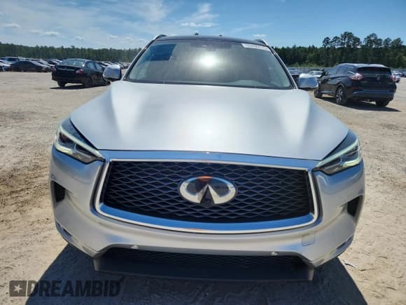 ✅ 2019 Infiniti QX50 Essential • VIN: 3PCAJ5M35KF100831 • Lot: 80499775. Wystawiony na Copart z przebiegiem 50 185 mil. Bezpłatny archiwum sprzedaży aukcyjnych z USA i szczegółowy raport historii pojazdu na DreamBid. Zdjęcie 5.