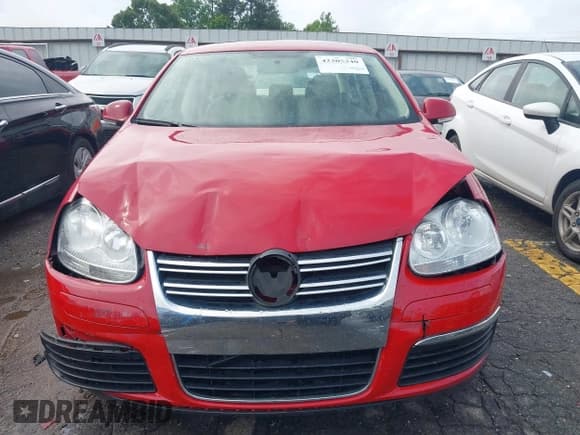 ✅ 2010 Volkswagen Jetta Limited Edition • VIN: 3VWRX7AJ6AM158664 • Lot: 42205340. Wystawiony na IAAI z przebiegiem 120 002 mil. Bezpłatny archiwum sprzedaży aukcyjnych z USA i szczegółowy raport historii pojazdu na DreamBid. Zdjęcie 12.