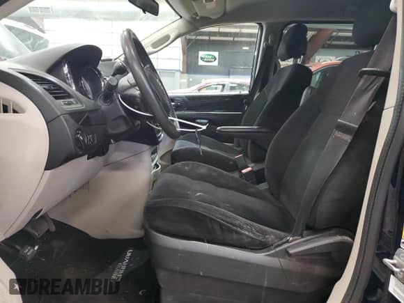 ✅ 2014 Dodge Grand Caravan SE • VIN: 2C4RDGBG3ER432528 • Lot: 90934705. Listed on Copart with 152,137 mi. Free auction sales archive from the USA and detailed vehicle history report at DreamBid. Image 7.