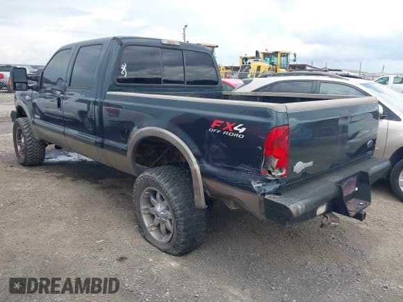 ✅ 2005 Ford F-250 XL • VIN: 1FTSW21P55EA82865 • Лот: 42690664. Опубликован ранее на IAAI с пробегом 242 125 миль. Бесплатный доступ к архиву аукционных продаж из США и подробный отчёт об истории автомобиля на DreamBid. Изображение 3.
